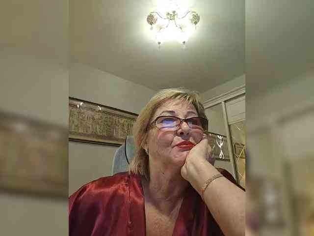 KarinkaSweet webcam