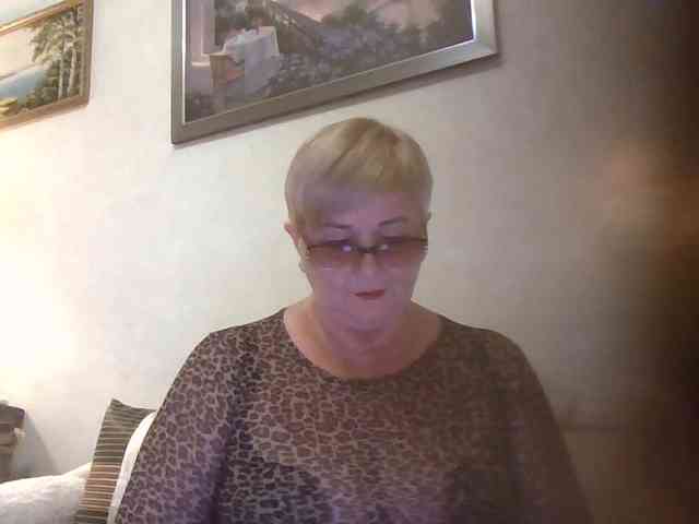 KarinkaSweet webcam
