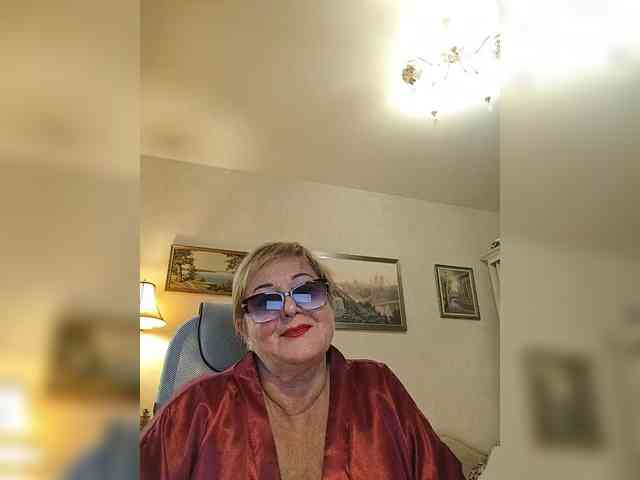 KarinkaSweet webcam