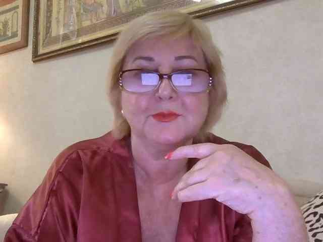 KarinkaSweet webcam