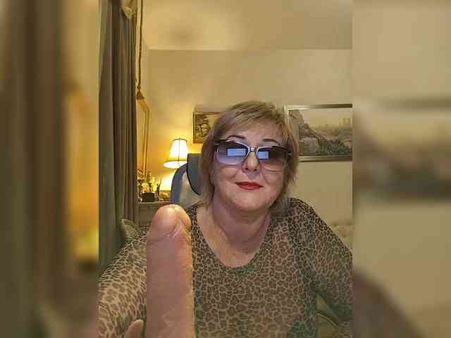KarinkaSweet webcam