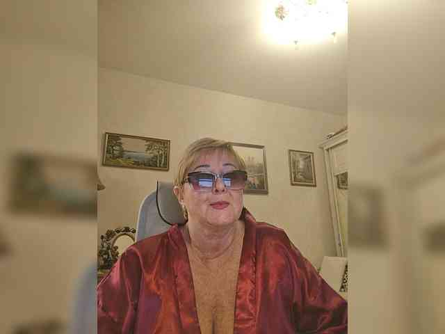 KarinkaSweet webcam