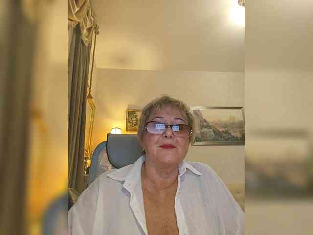 KarinkaSweet webcam