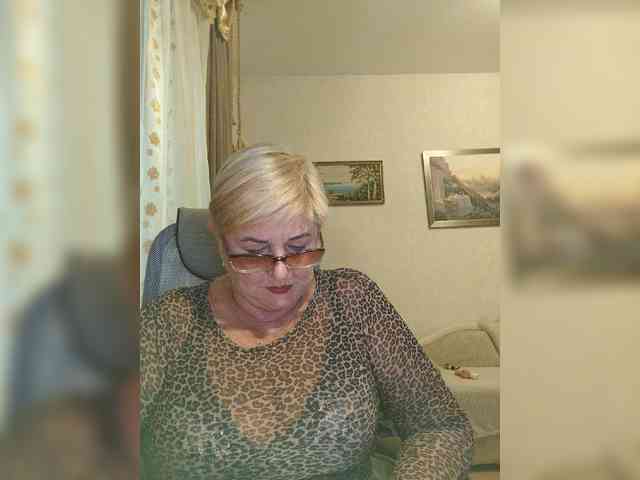 KarinkaSweet webcam
