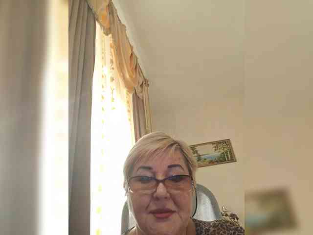 KarinkaSweet webcam