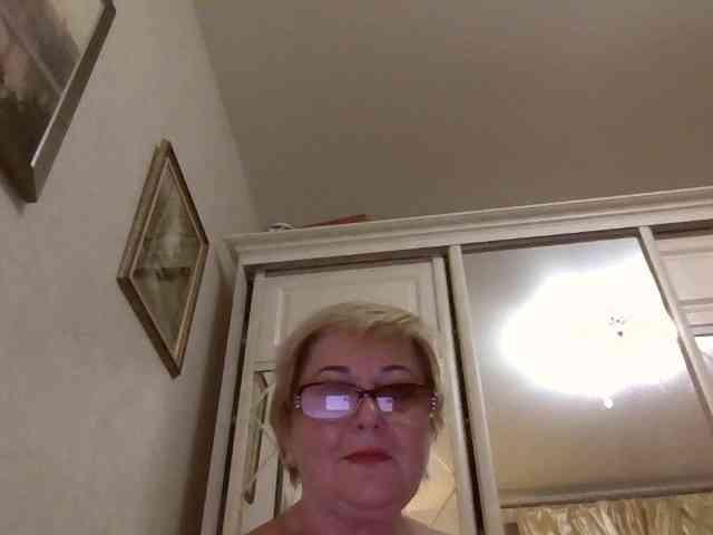 KarinkaSweet webcam