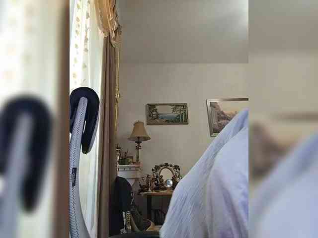 KarinkaSweet webcam