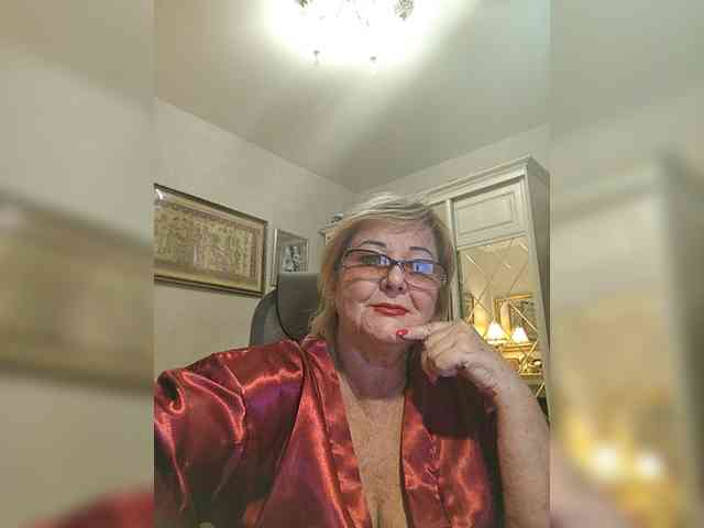 KarinkaSweet webcam