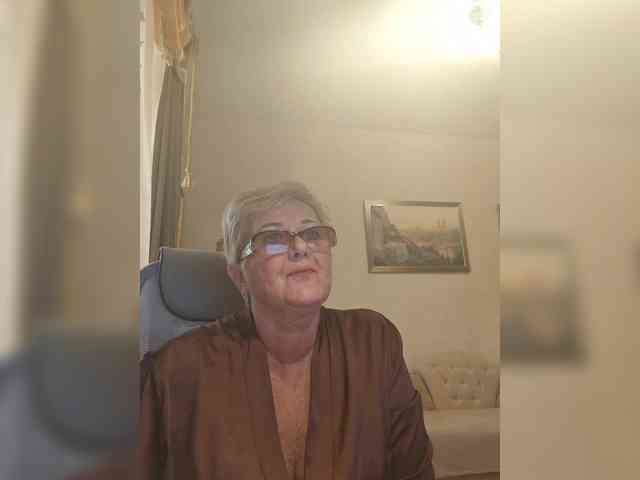 KarinkaSweet webcam