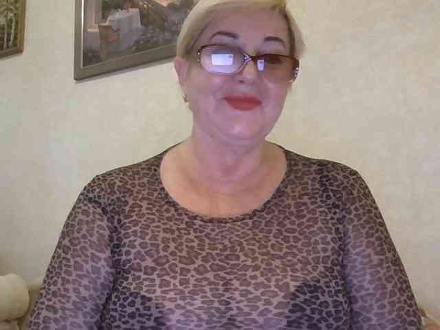 KarinkaSweet webcam