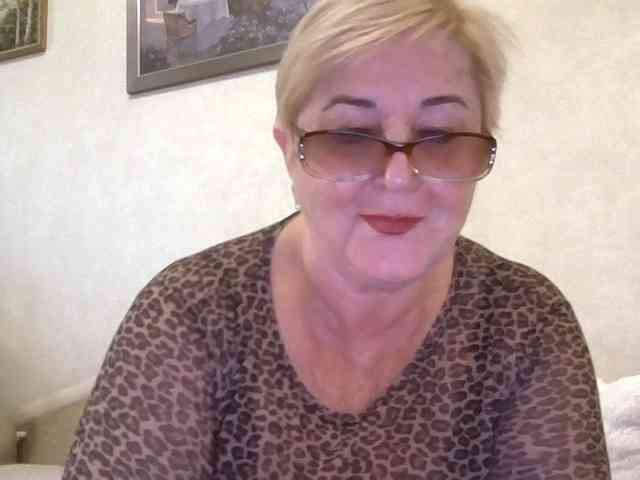 KarinkaSweet webcam