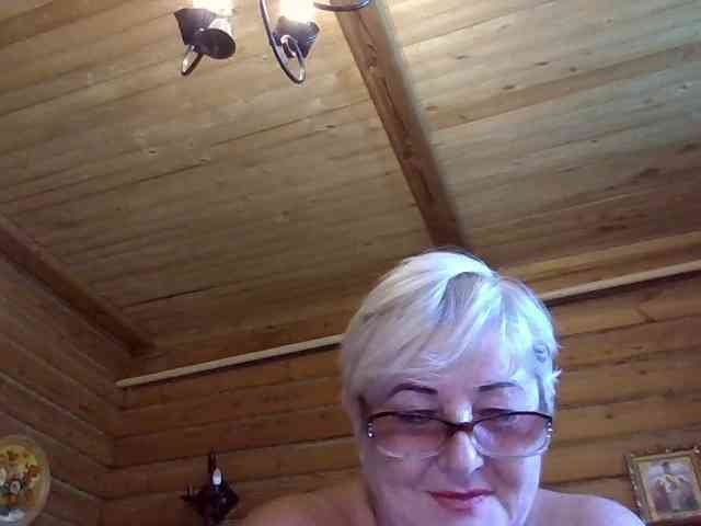 KarinkaSweet webcam
