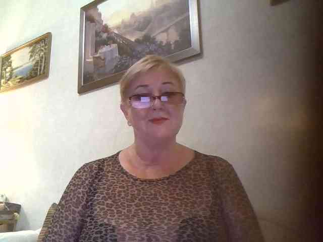 KarinkaSweet webcam