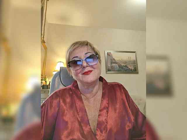 KarinkaSweet webcam