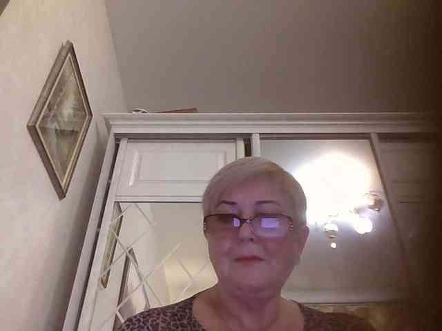 KarinkaSweet webcam