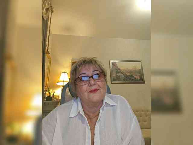 KarinkaSweet webcam
