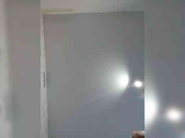 KarinkaSweet webcam
