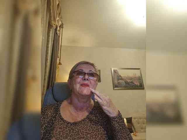 KarinkaSweet webcam
