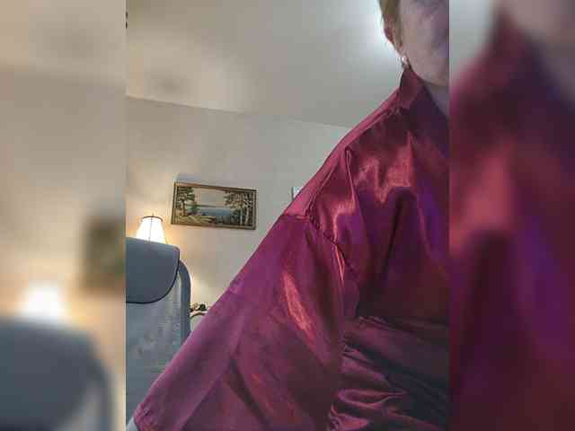 KarinkaSweet webcam
