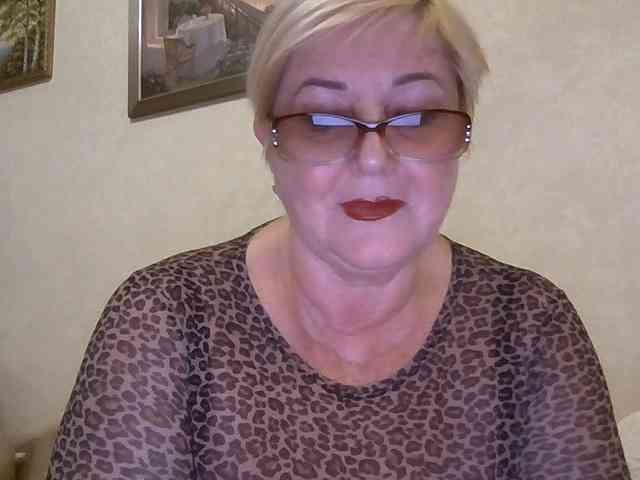 KarinkaSweet webcam