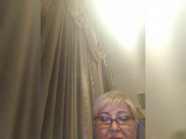 KarinkaSweet webcam