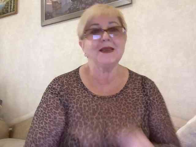 KarinkaSweet webcam