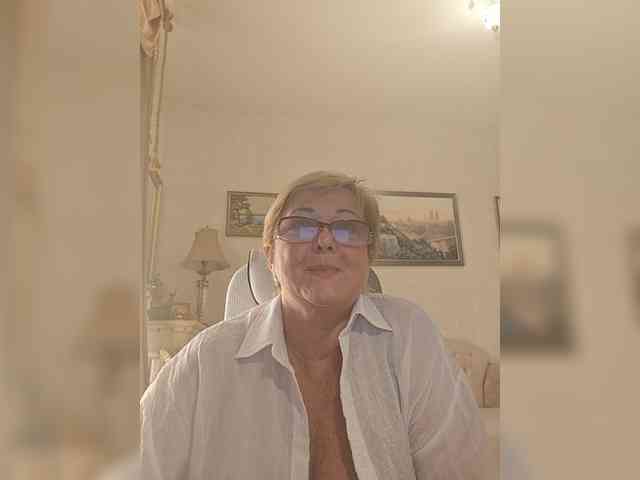 KarinkaSweet webcam