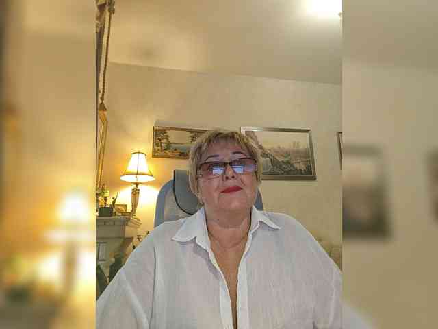 KarinkaSweet webcam