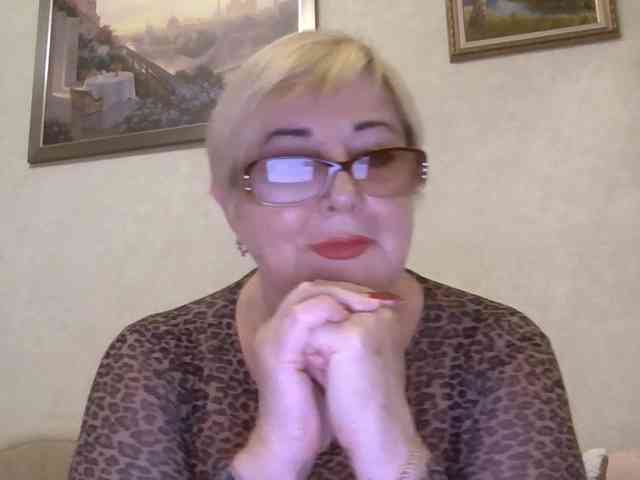 KarinkaSweet webcam