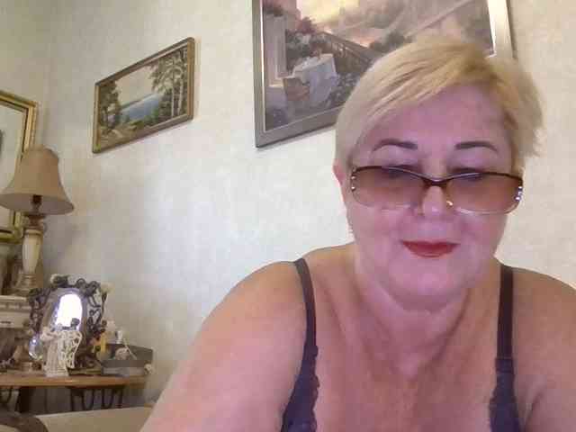 KarinkaSweet webcam