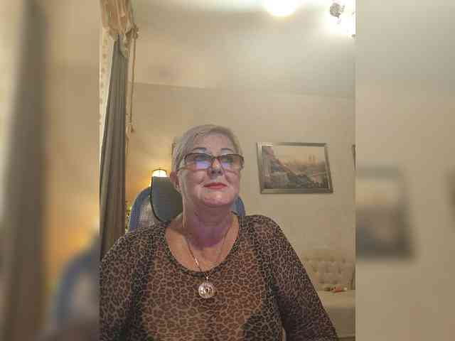 KarinkaSweet webcam