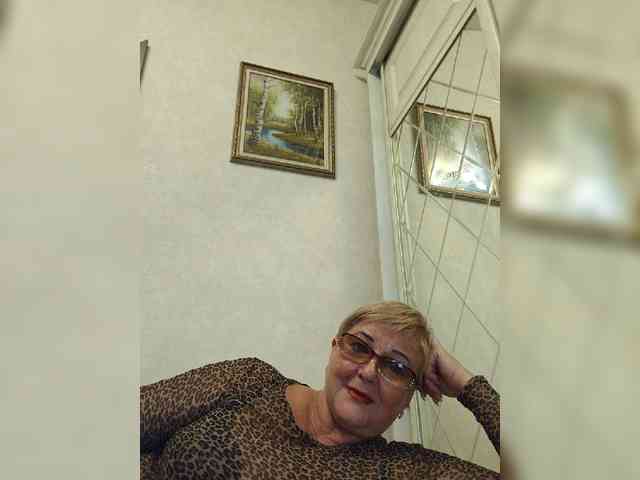KarinkaSweet webcam