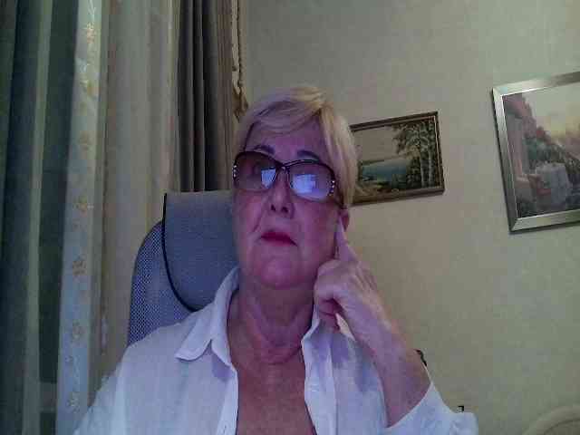 KarinkaSweet webcam