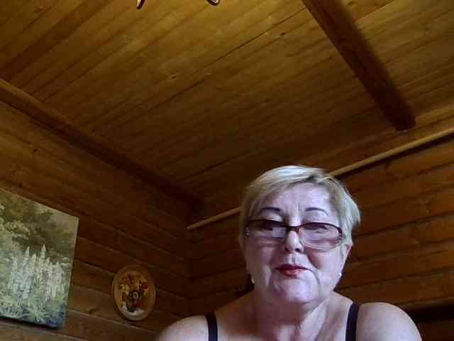 KarinkaSweet webcam