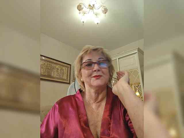 KarinkaSweet webcam