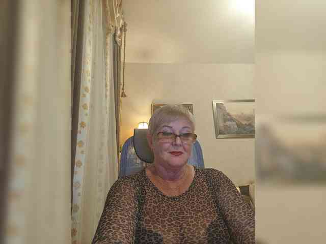 KarinkaSweet webcam