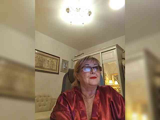 KarinkaSweet webcam