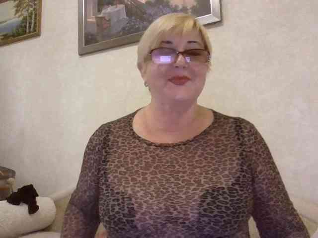 KarinkaSweet webcam