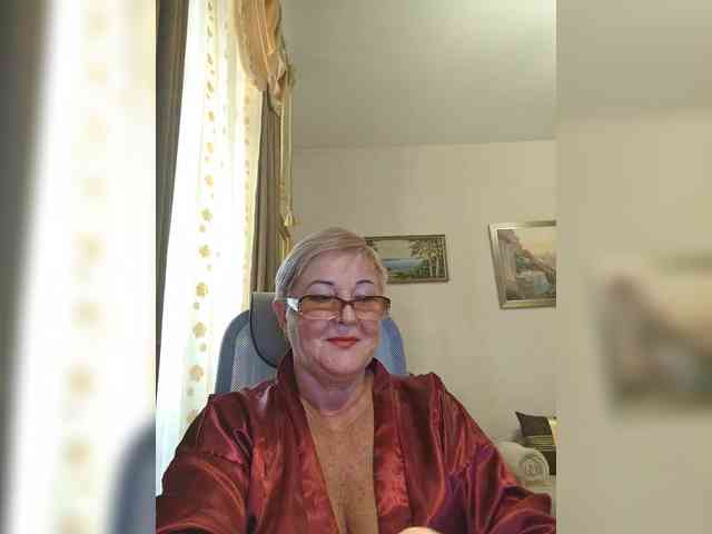 KarinkaSweet webcam