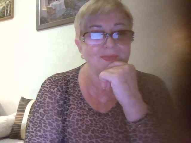 KarinkaSweet webcam