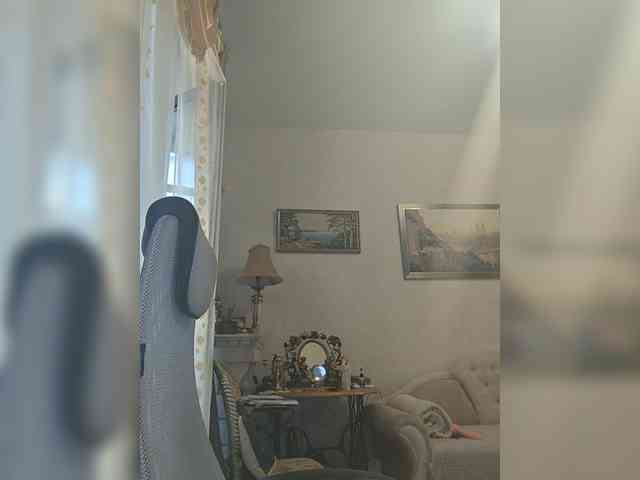 KarinkaSweet webcam
