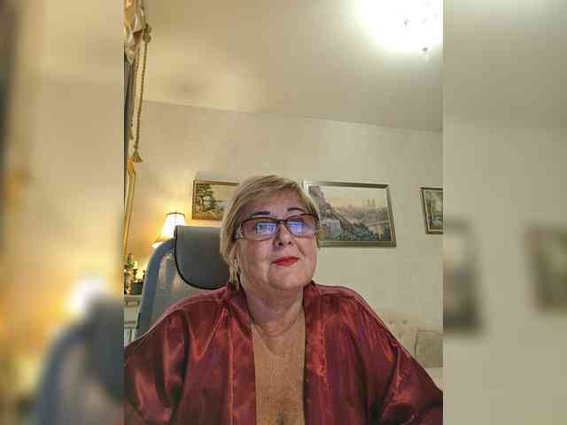 KarinkaSweet webcam