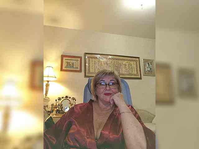 KarinkaSweet webcam