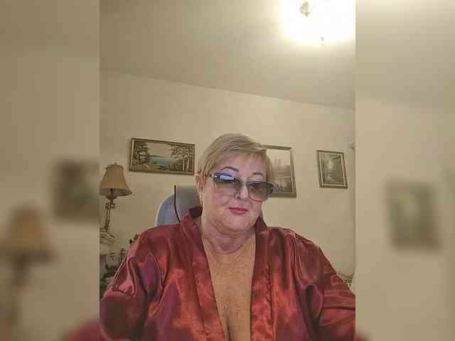 KarinkaSweet webcam
