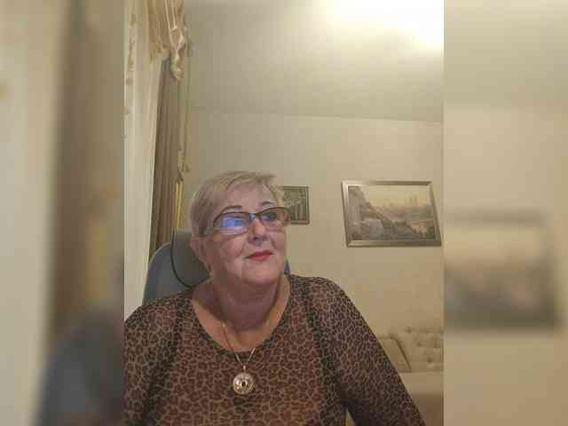KarinkaSweet webcam