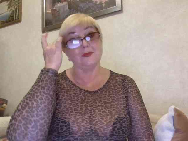 KarinkaSweet webcam