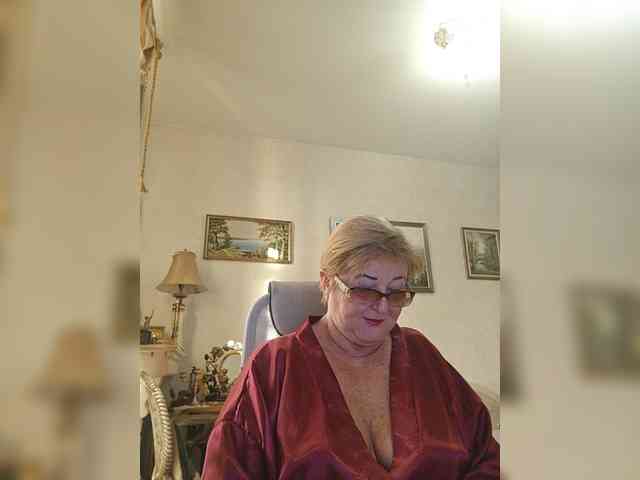 KarinkaSweet webcam
