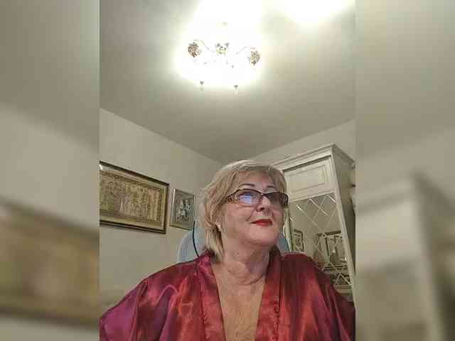 KarinkaSweet webcam
