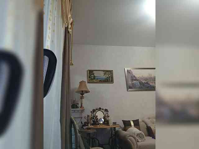 KarinkaSweet webcam