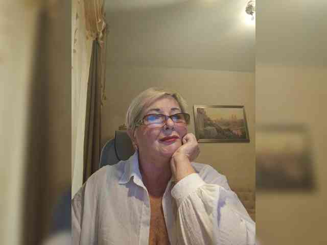 KarinkaSweet webcam